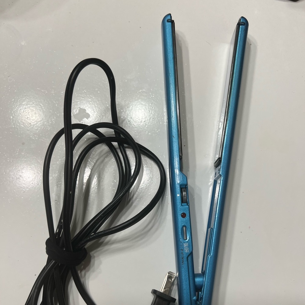 1” Flat Iron